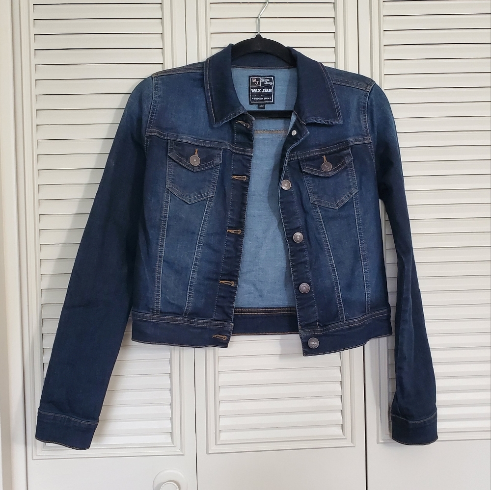 Donating at end of December! Cropped denim jacket NWOT